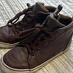 Size 2 Boys Cat And Jack Shoes 