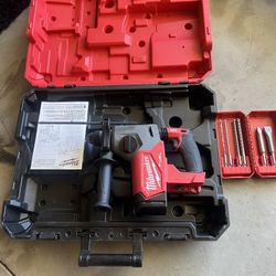 M18 FUEL 18V Lithium-Ion Brushless Cordless 1 in. SDS-Plus Rotary Hammer (Tool-Only)