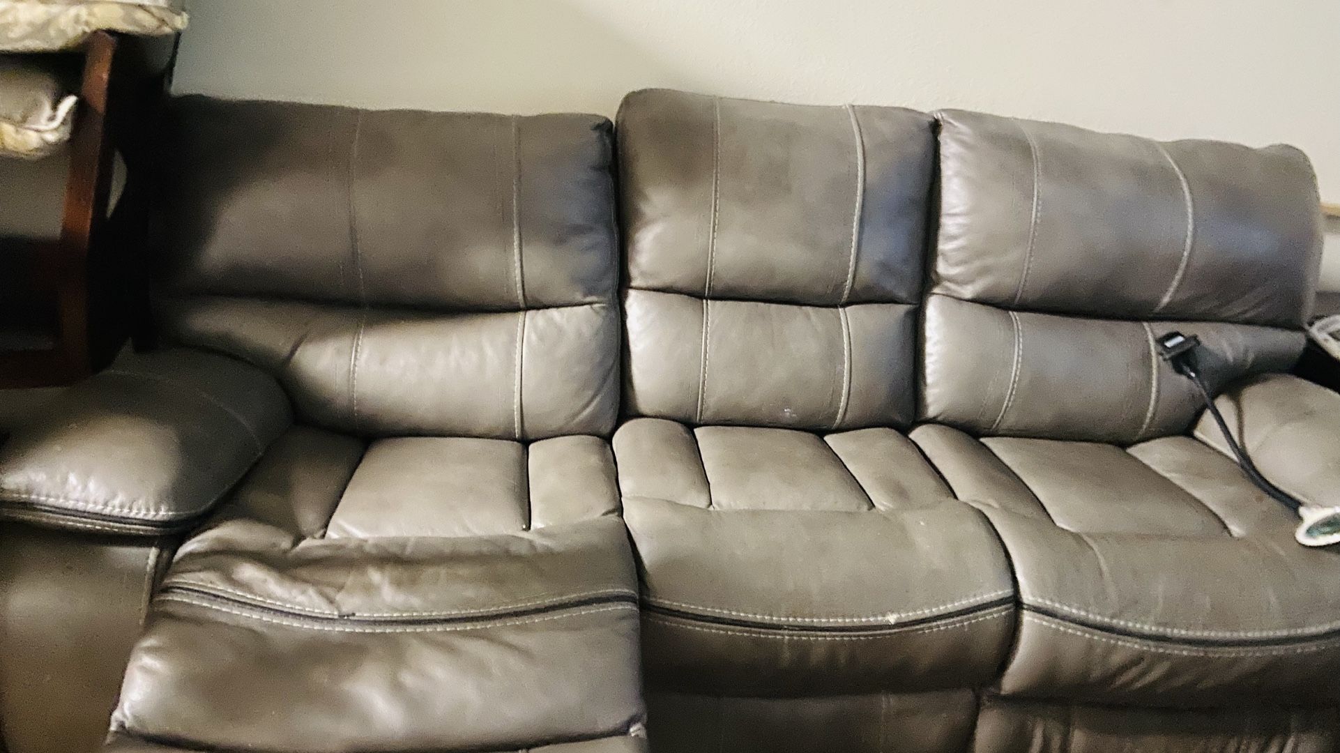 Italian Leather Sofa Need Gone Asap