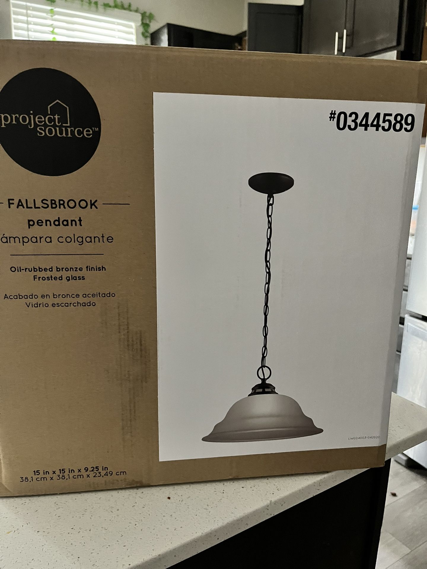 Lamp/light/chandelier