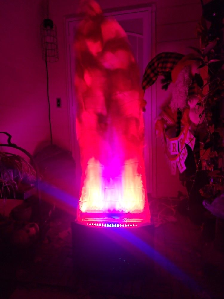 LED FAKE FLAME LIGHT Great For Halloween