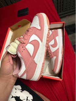 Nike Dunks Size 6.5 Youth