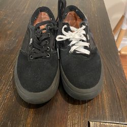Vans Authentic Pro UltraCush - Men’s Size 6.5 - Womens Soze 8 Black/Black. Condition is "Pre-owned". See pictures ask questions and make an offer!