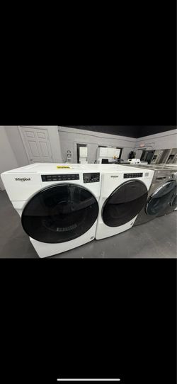 Whirlpool Washer and Dryer Set “27 ( Lavadora y Secadora )