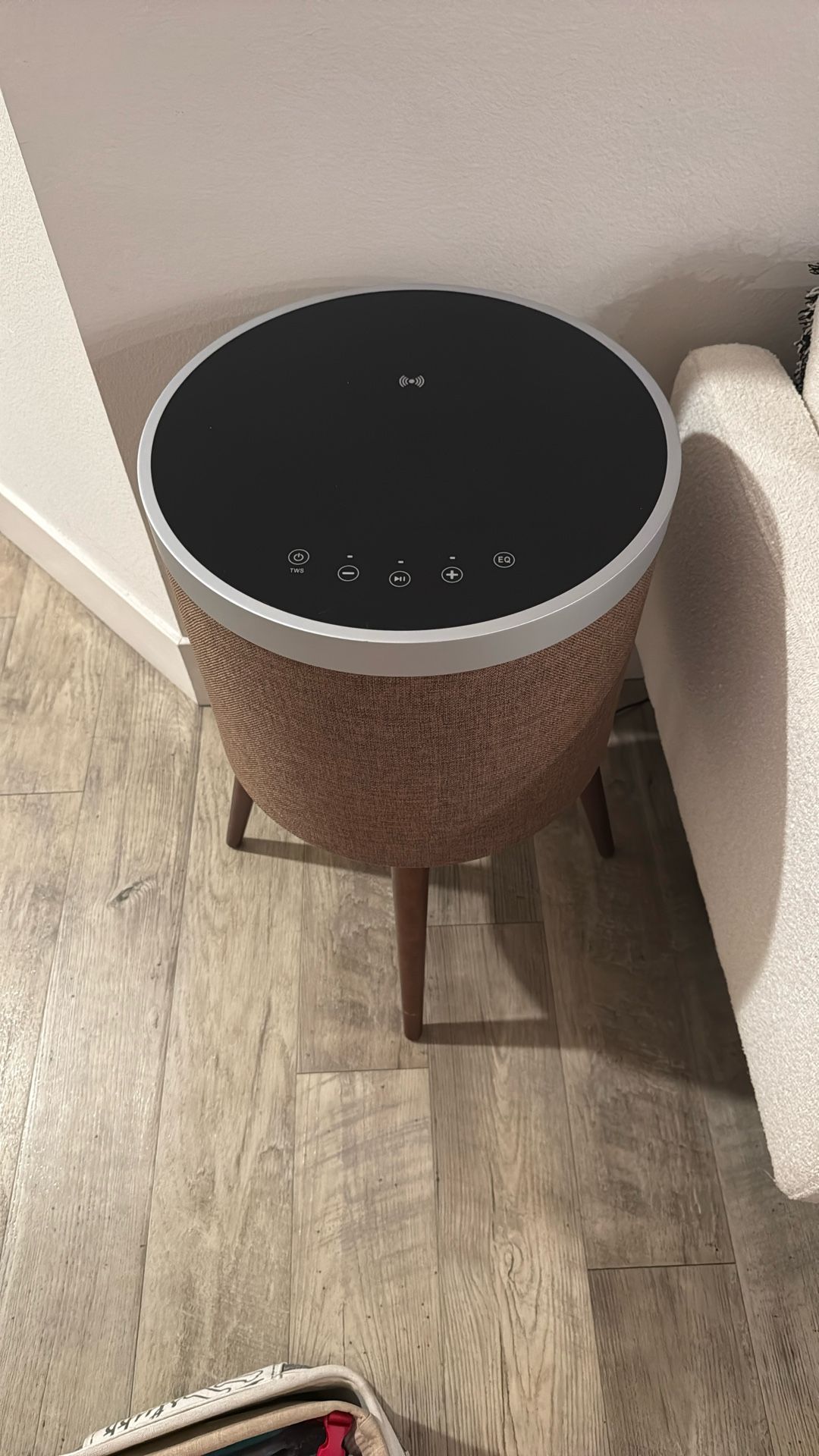 Stand Bluetooth Speaker