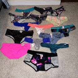 Victoria’s Secret Panties - Bundle : 15 Panties