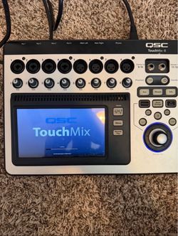 Qsc digital mixer