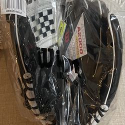 2024 A2000 P12 12” PITCHER’S FASTPITCH GLOVE
