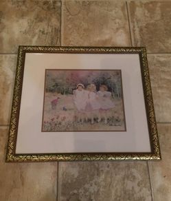 Helene Leveillee’s Grey Kittens print in a beautiful 15.5 x 13.5 frame. Very good condition.