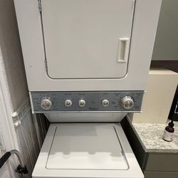 Whirlpool Washer And Dryer Stacked 