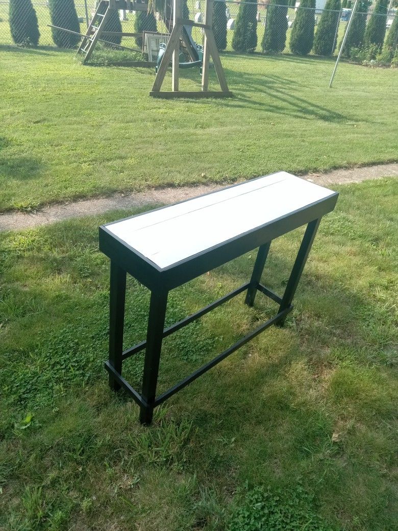 Americana Hallway/sofa Table