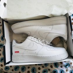 AF1 Supreme white 