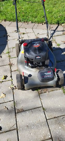 Craftsman 21" gas self propelled mower 6.5 hp - reconditioned