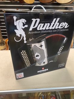 Hohner Panther accordion Acordeon in FA $750 flat. Out the door