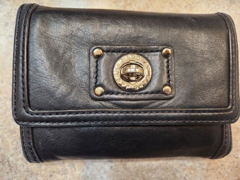 Marc Jacob's WALLET