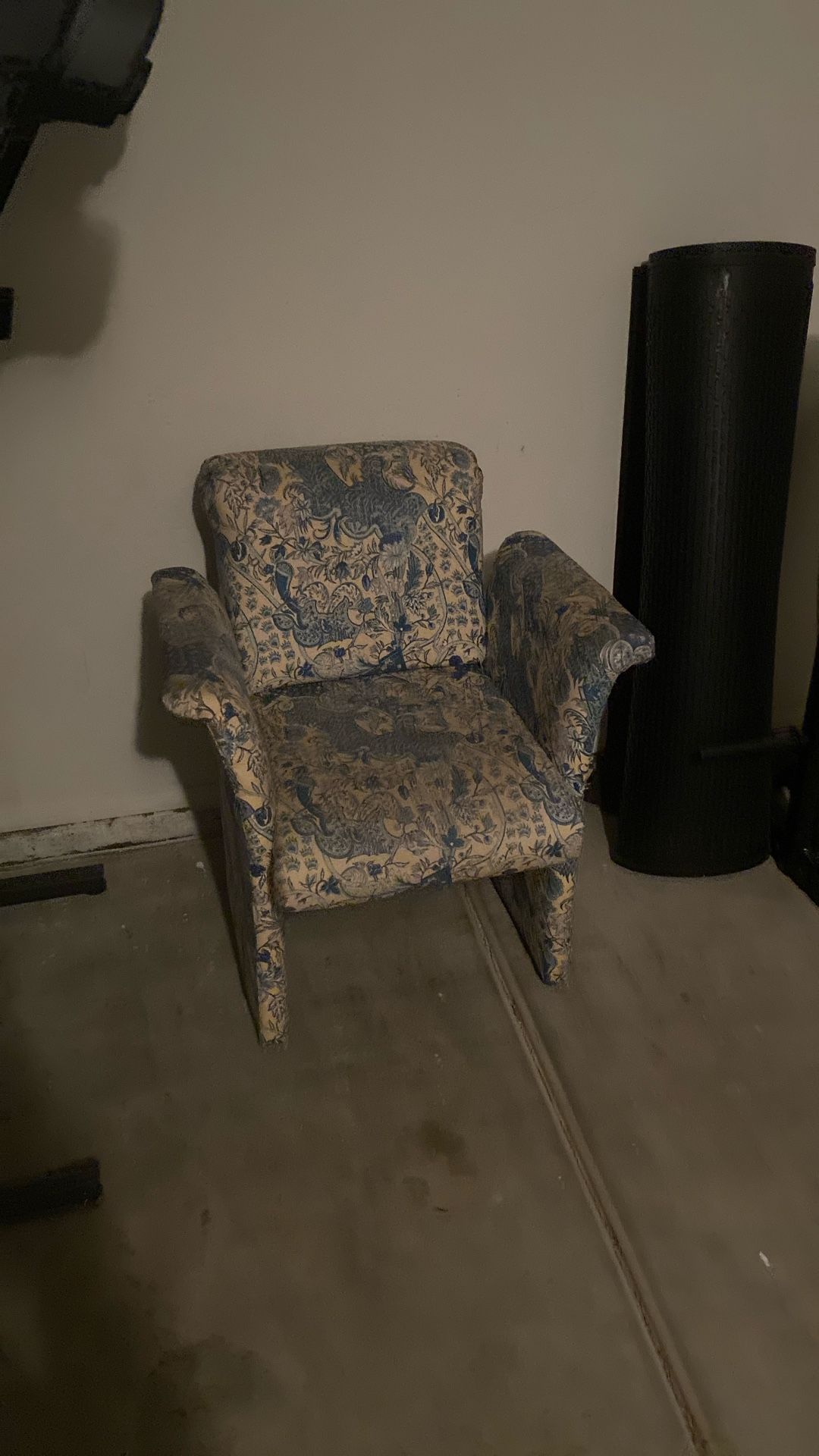 Free Chair