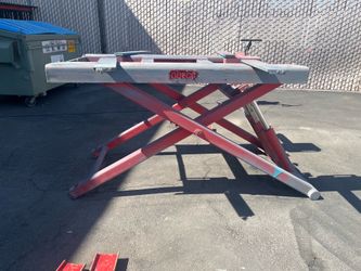 Norco flat hydraulic car lift