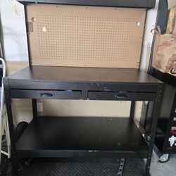 Harbor Freight YUKON 48in Workbench with Light