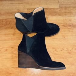 Lucky Brand Youse Black Suede Booties 