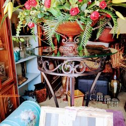 Decorations Different Prices 