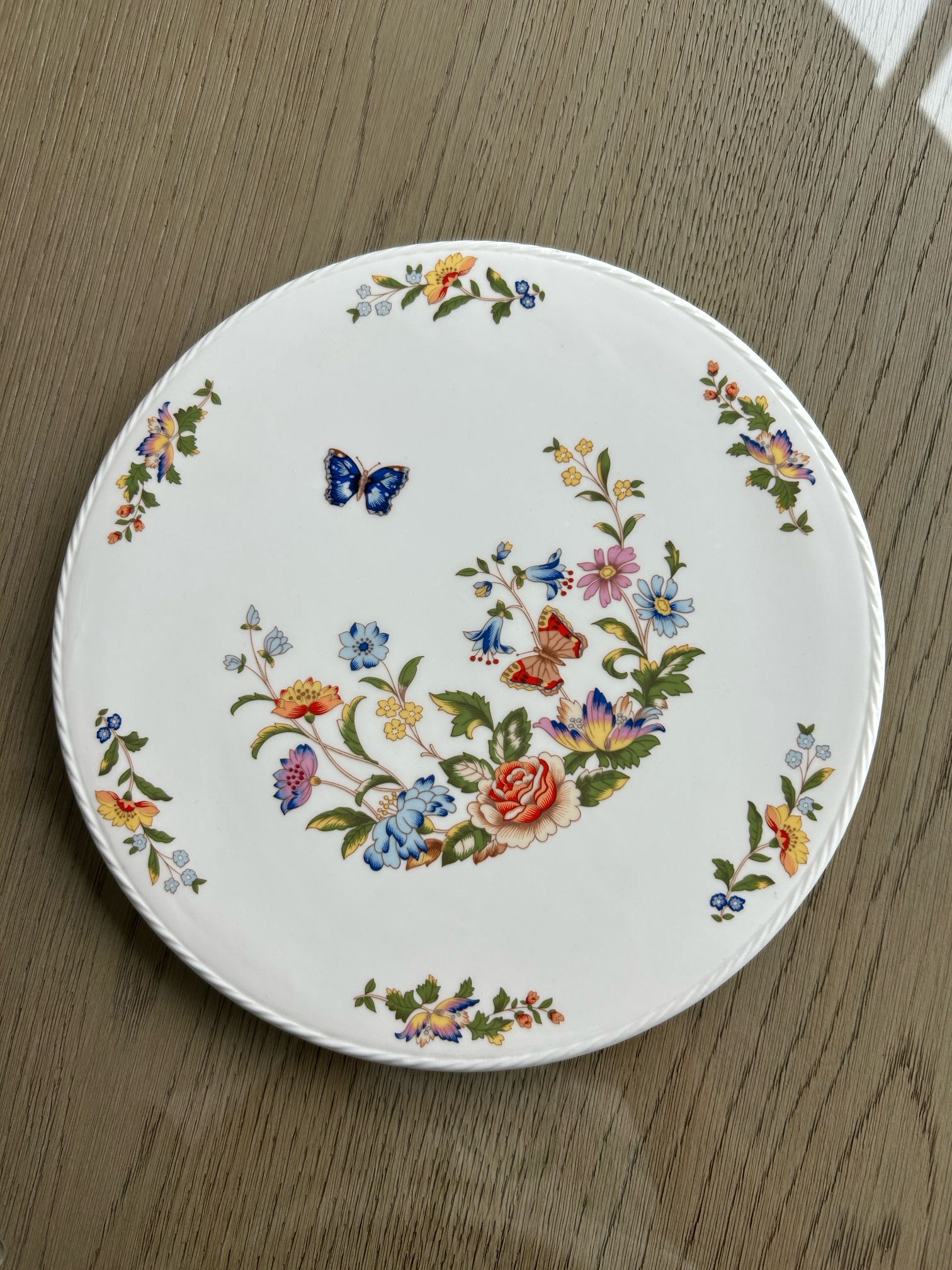 NEW Rare Aynsley Cottage Garden Butterfly Serving Cake Plate Rope Edge 10.5” Bone China, Made In England
