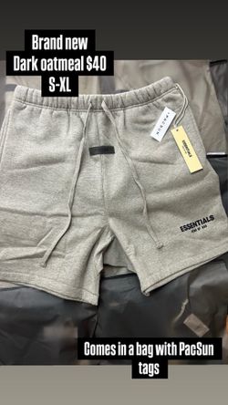 Dark grey essential shorts