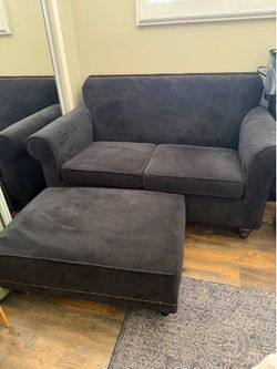 Black Velvet Loveseat sofa w/ matching ottoman