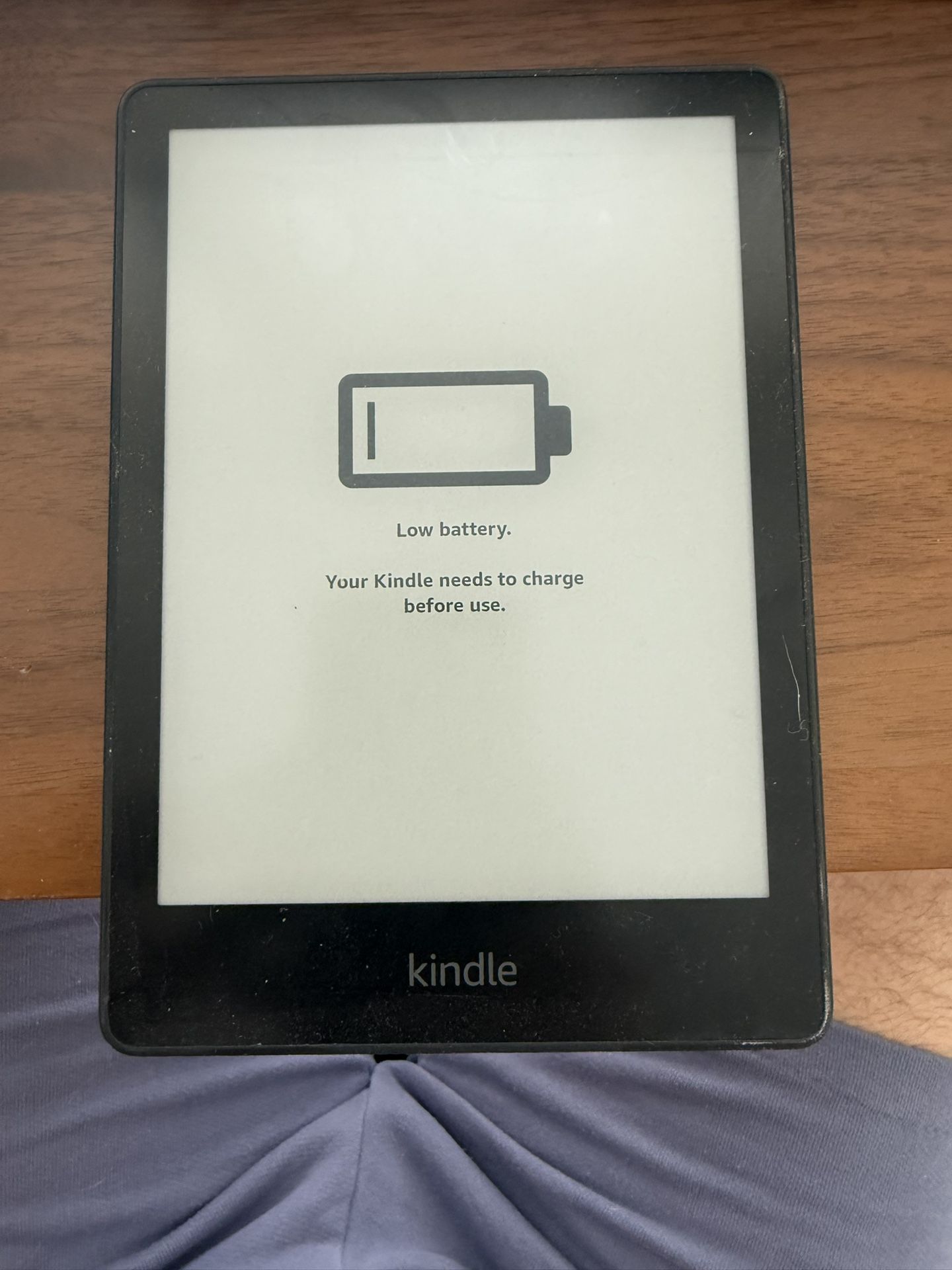 Kindle Paperwhite (8 GB) – Now with a 6.8" display and adjustable warm l