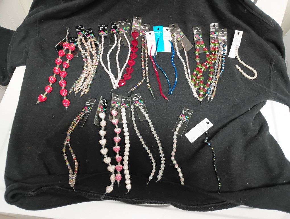 Crafting BEADS SINGLE Strands. NEW**** ASSORTED