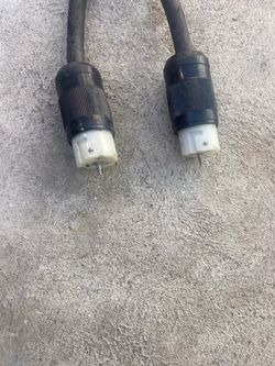 50 AMP Twist Lock Y Pig Tails (3)