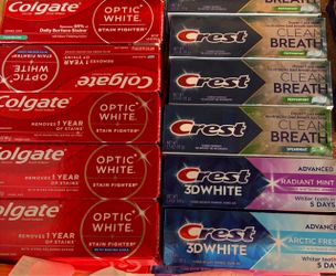 Colgate optic white / Crest 3D  Toothpaste