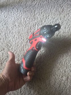 Milwaukee M12 12V Lithium-Ion 1/4" Hex Screwdriver (Tool Only)