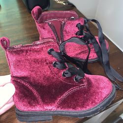 Toddler boots size 7