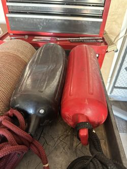 TWO WATER FLOAT BUMPERS BLACK & RED