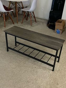 Entryway bench
