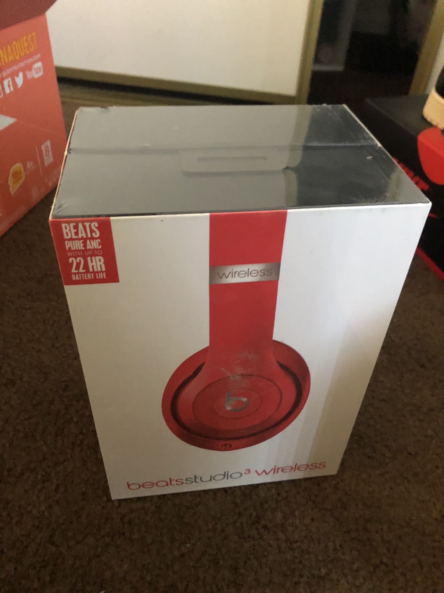 Beats Studio 3 Headphones RED