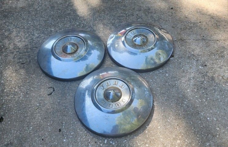 Hubcaps