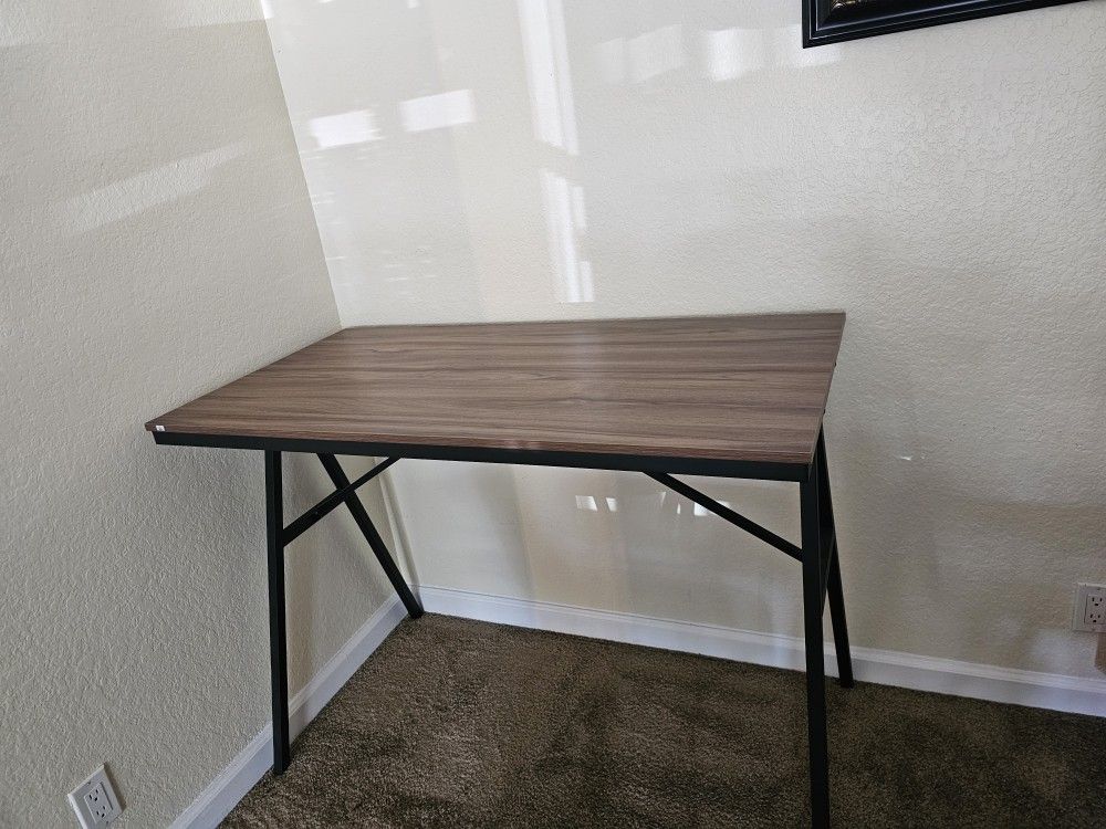 Counter Top Table