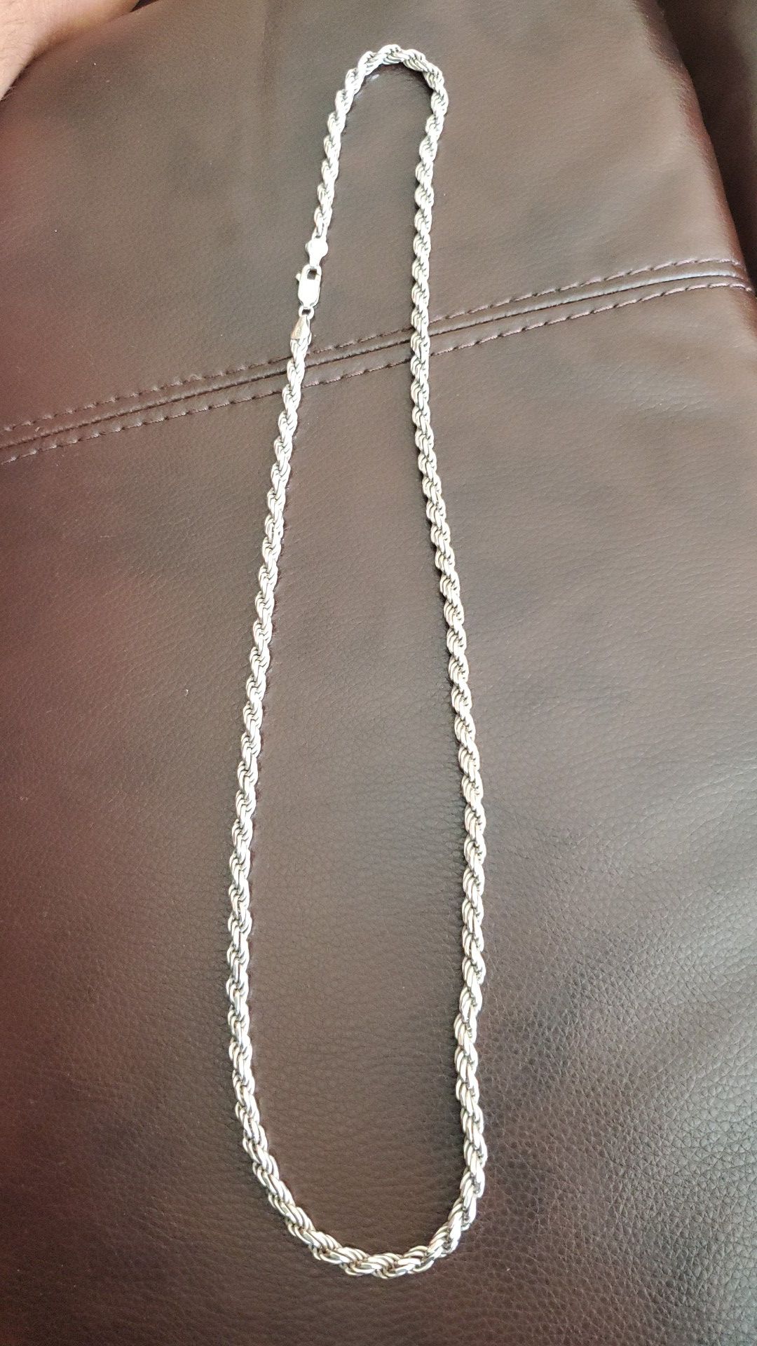 Silver rope chain