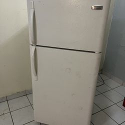 Frigidaire Refrigerator