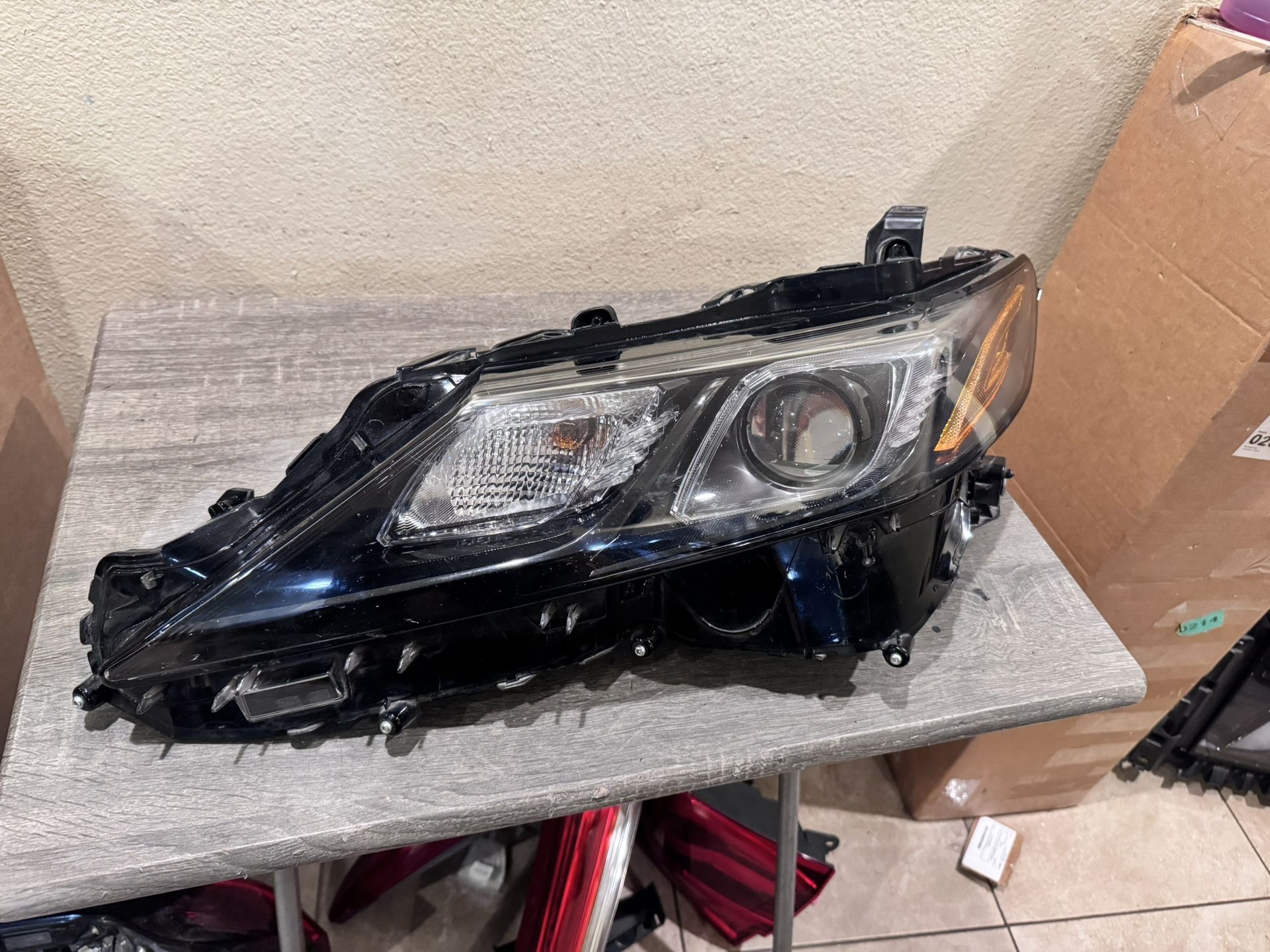 2020 To 2024 TOYOTA CAMRY LH HEADLIGHT