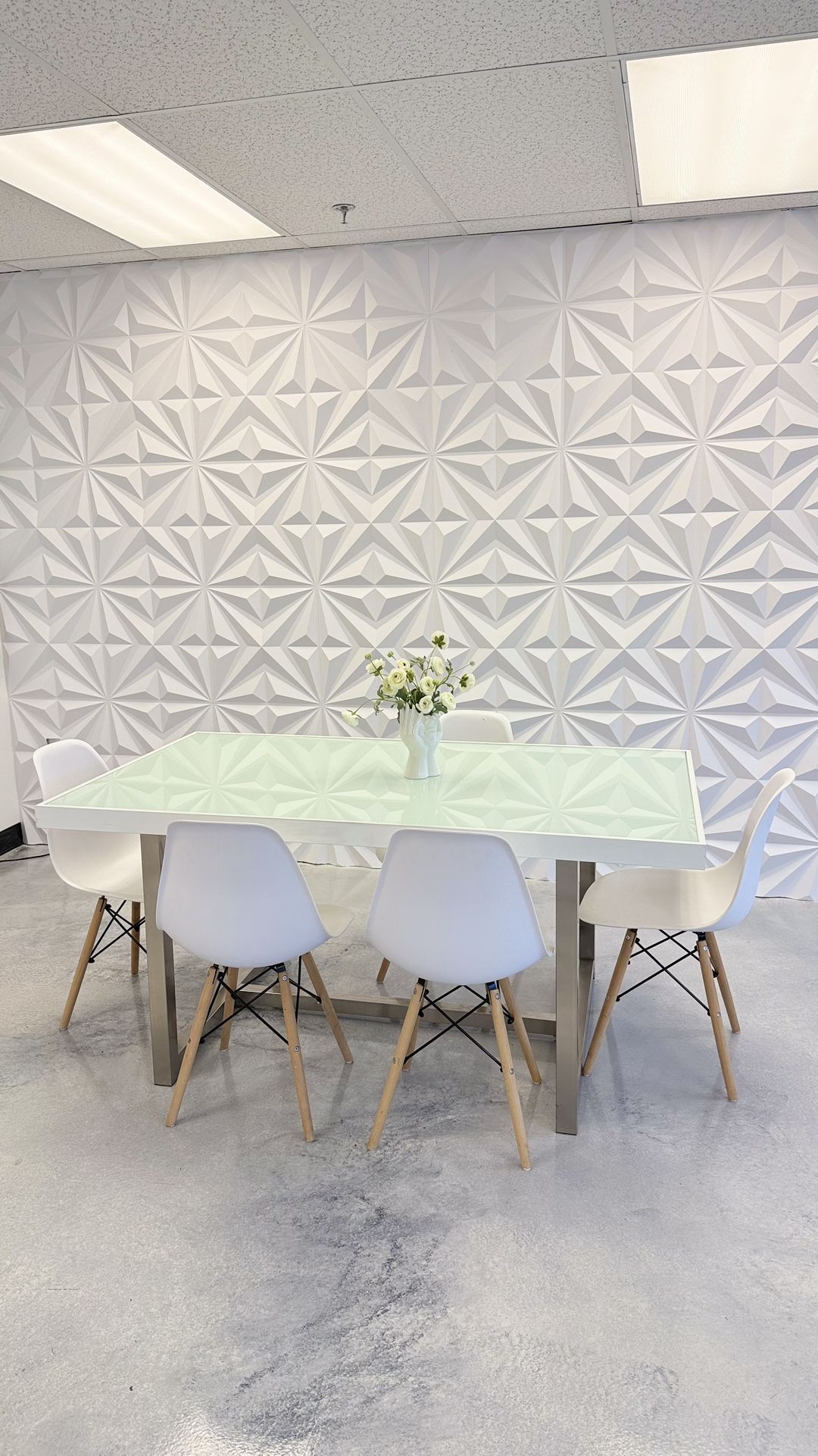 Modern table & 6 chairs, sturdy metal base , glass top