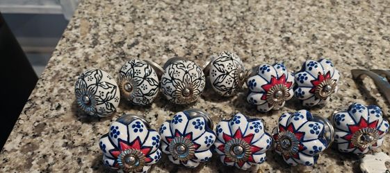 11 Ceramic Drawer Knobs
