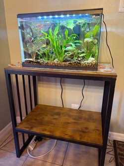 Adjustable table