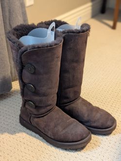 Women's Uggs boots size 8