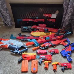 Nerf Guns In Bundle!