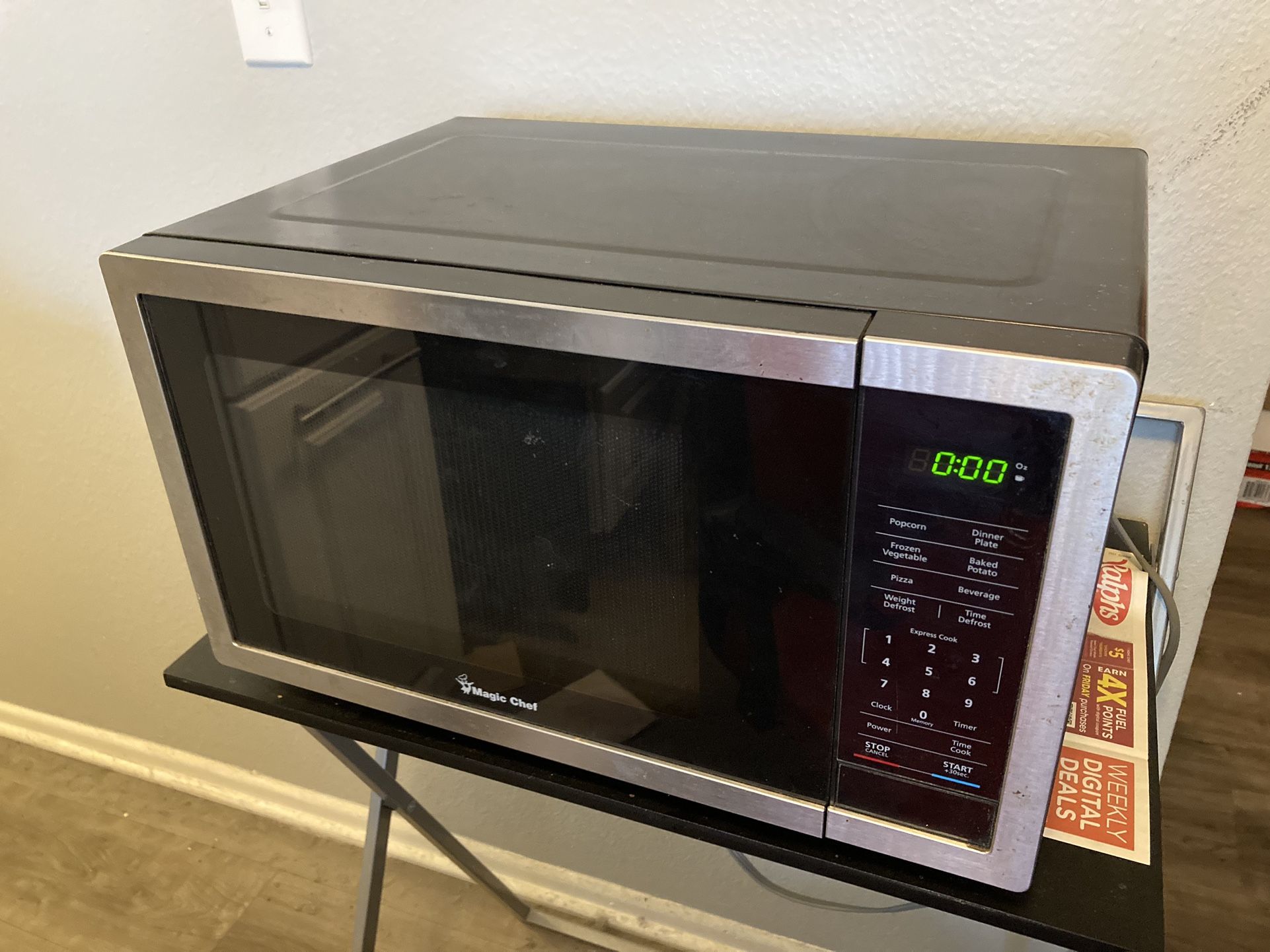 Magic Chef Microwave Working