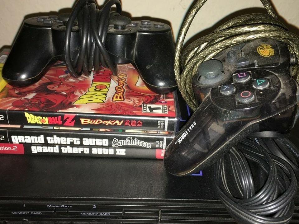 Sony PlayStation 2 Bundle Used