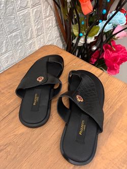 Men’s Black Leather Pam Sandals Size 9 US/EU 42