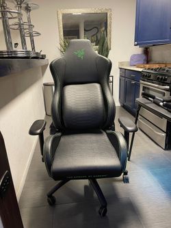 Razer Gaming Chair Black/Green 35x28x27